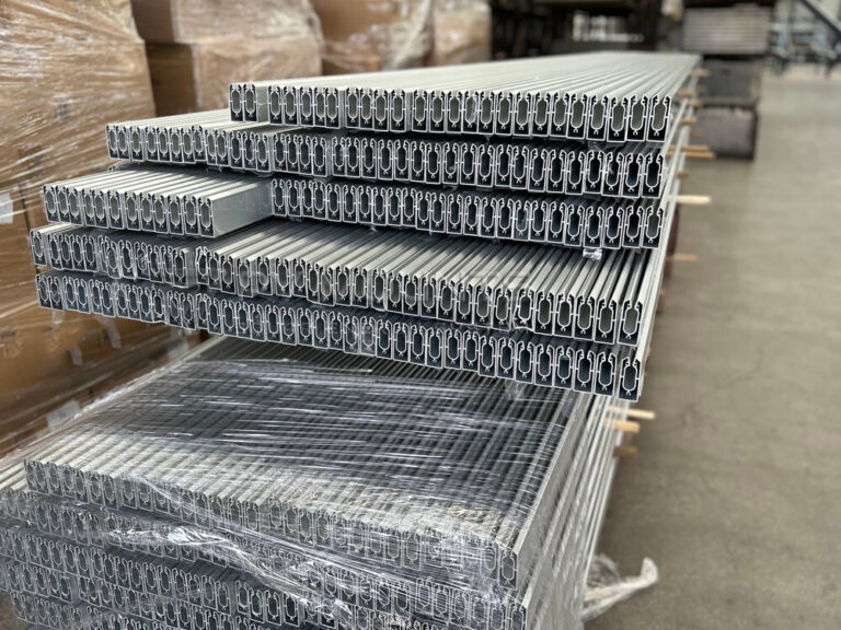 صورة المصنع لعروات التأريض للأرفف الشمسية 04