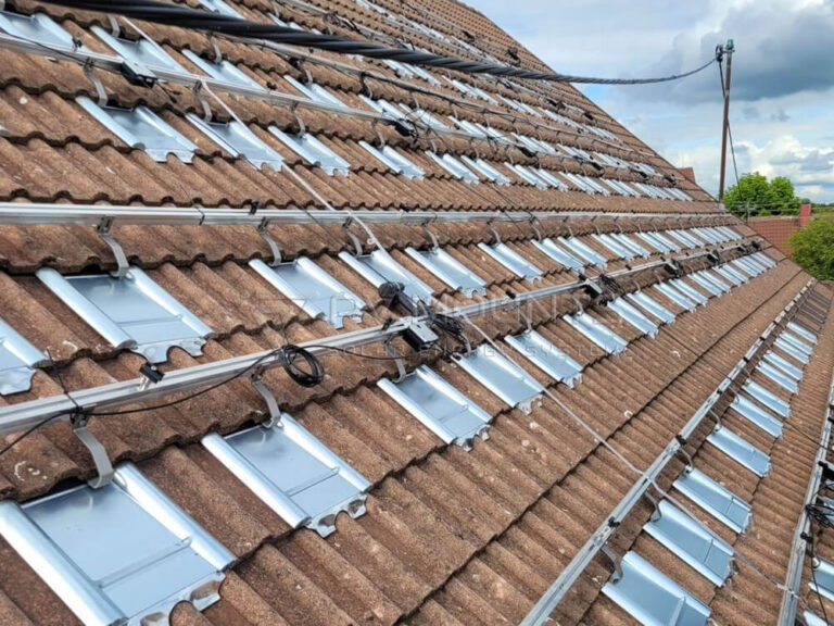 PVM-TH-03 Solar tile roof hook project photo (1)