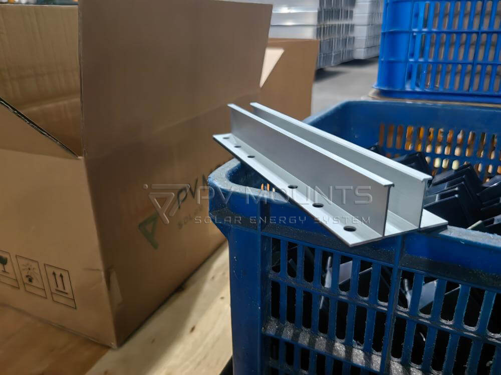 mini rail solar mounting system for metal rooftop (14)